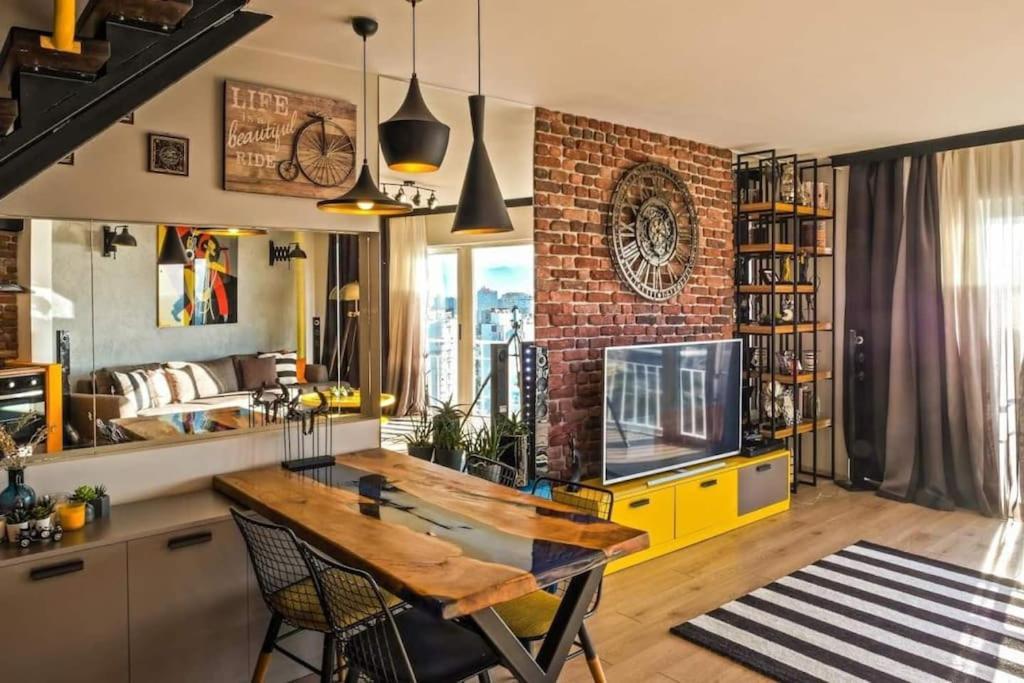 Luks Tripleks 180° Deniz Dag Manzarali Merkez De Apartment
